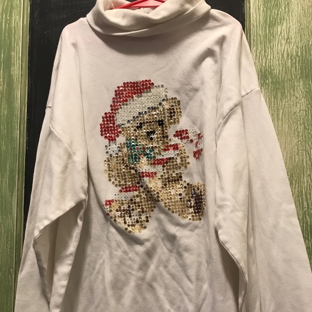 Trend Basics Medium Christmas Bear Turtleneck